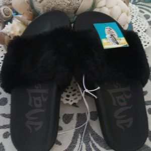 black    furry slippers